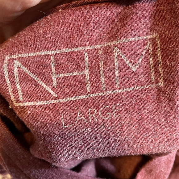 Shirt - Picture 2 of 2